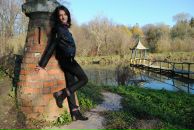 Кетрін Тікан фотография #37 (источник - https://vk.com/id51644942)