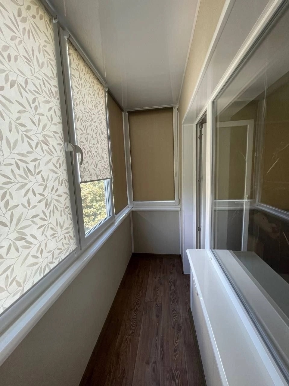 🔑ПРОДАМ 2-Х КОМНАТНУЮ КВАРТИРУ🔑 📍 Расположение: г. Стаханов,ул.Стаханова д.3А Этаж - 5 Полный пакет документов( готова к сделке ) ОПИСАНИЕ: ️ ♦ Продаётся просторная квартира в г. Стаханов ️ ♦Общая площадь:51,7 кв ️ ♦Окна пластиковые (кроме кухни) ♦Двухконтурный котел ♦Два балкона (один балкон застеклен) ♦Встр...